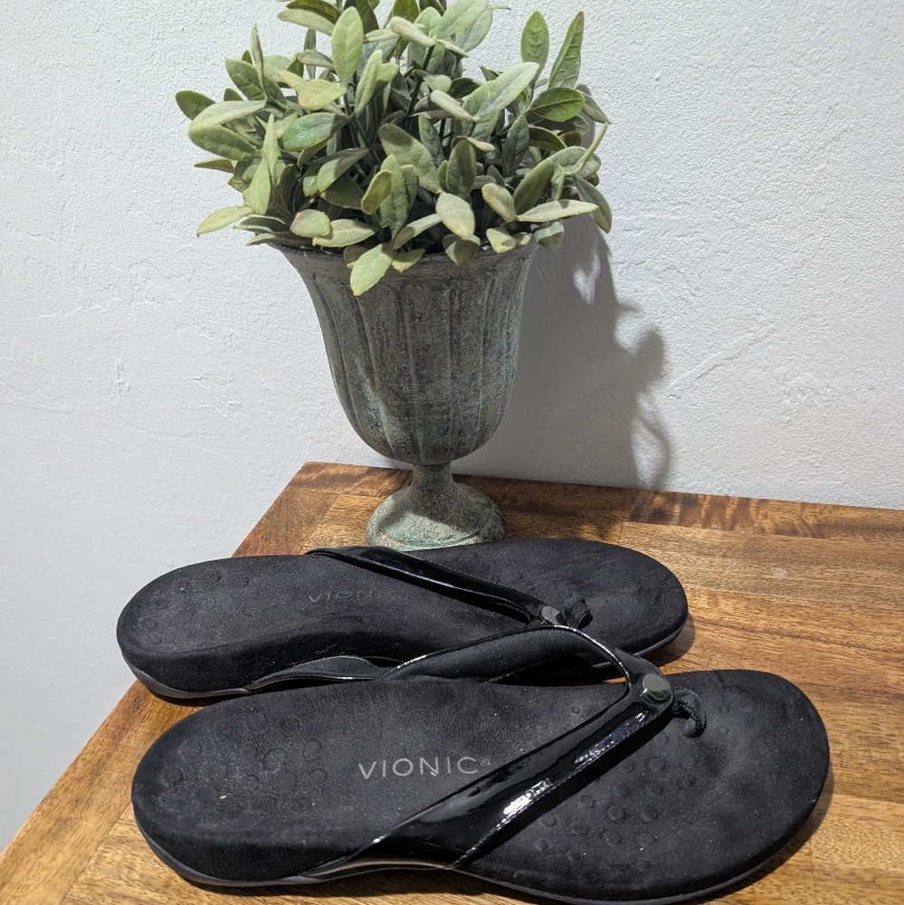 Vionic Davina Women's Black Flip Flops Size 10